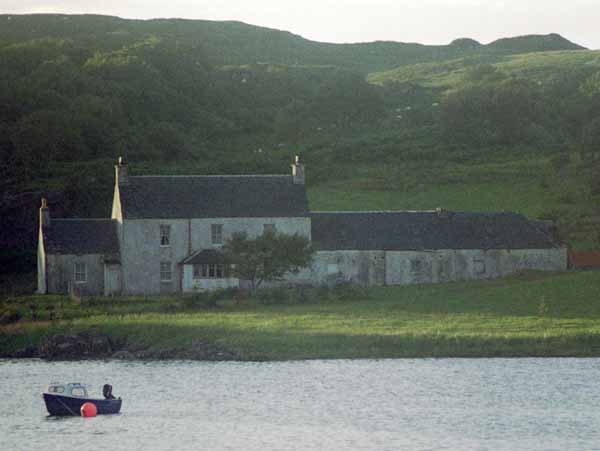 Arisaig,Buildings