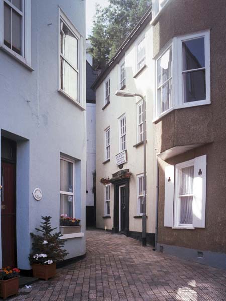 Browns Hill,Dartmouth,Buildings