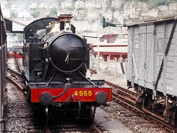 PDR,Paignton and Dartmouth Railway,Heritage,Kingswear Station,Steam Engine,Locomotive,GWR Class 4500,4555 Warrior