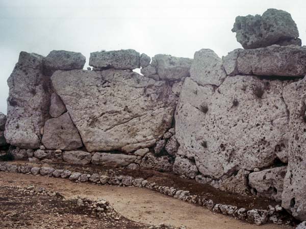 Ġgantija,Temples